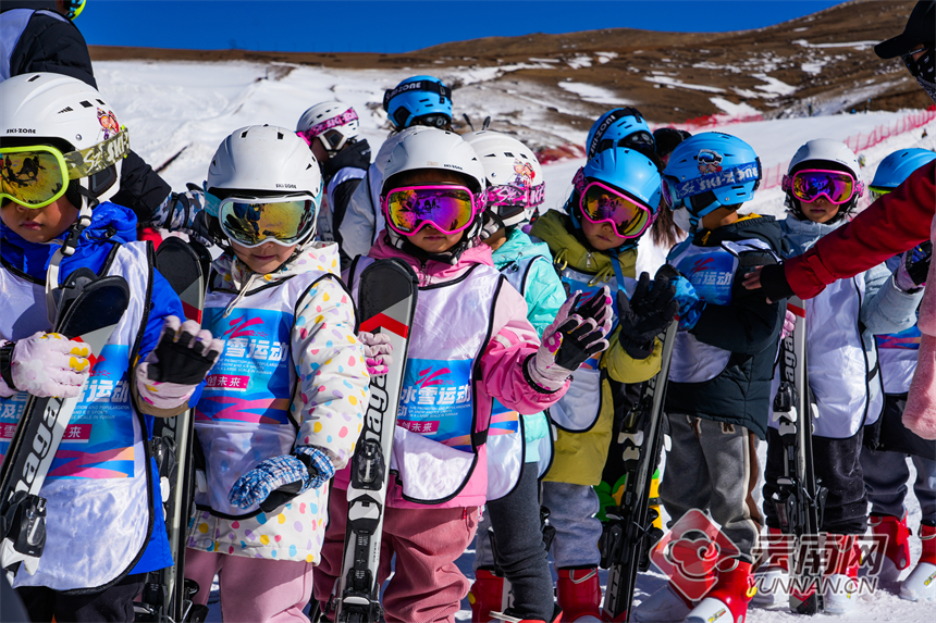冬日，来曲靖会泽大海草山滑雪场戏雪，共赴云南冰雪之约